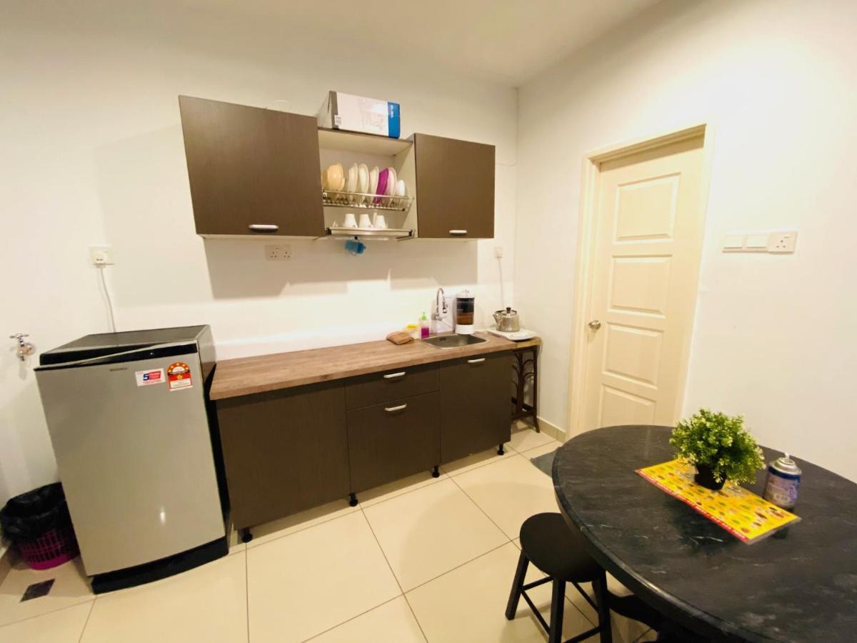 Ola Studio Penang Apartment George Town Bagian luar foto