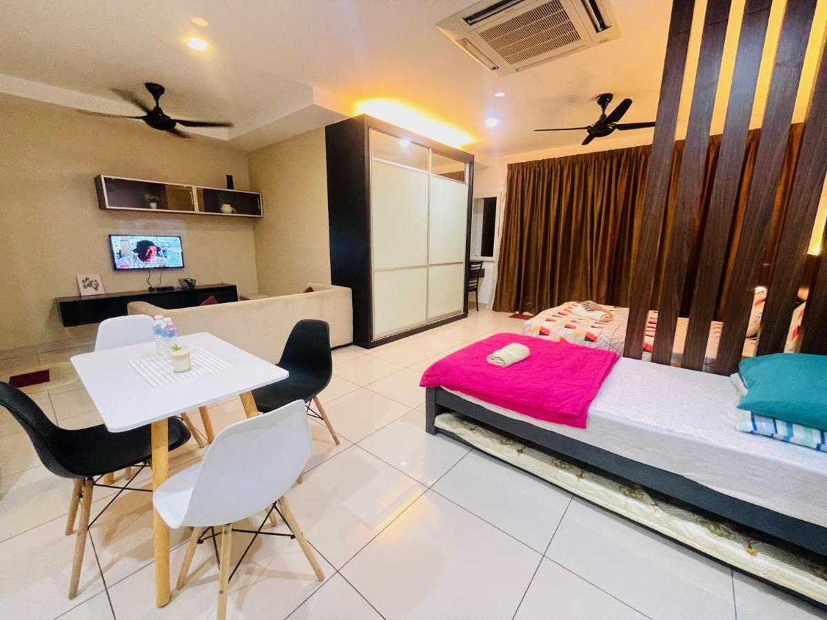 Ola Studio Penang George Town Bagian luar foto